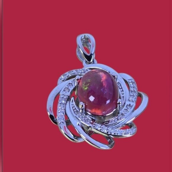 925 Sterling Silver Pendant with Naural Red Opal Gem & Cz - Picture 2 of 7